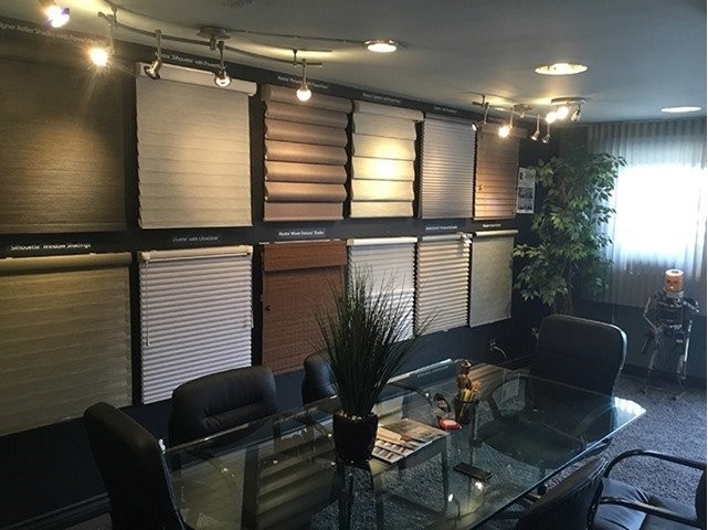 Hunter Douglas Dealer Image